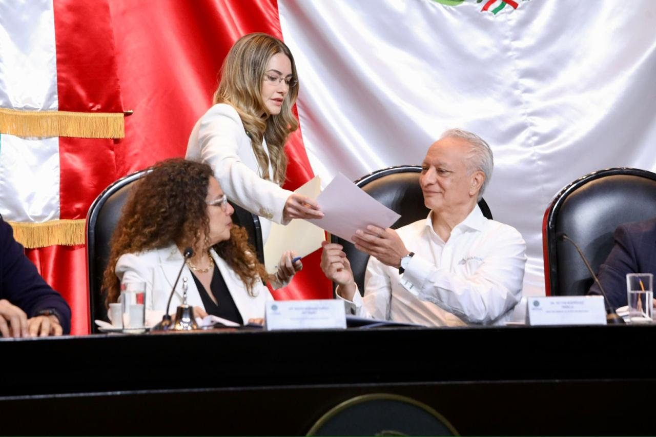 Legisladora exige a director de Pemex realizar pagos pendientes