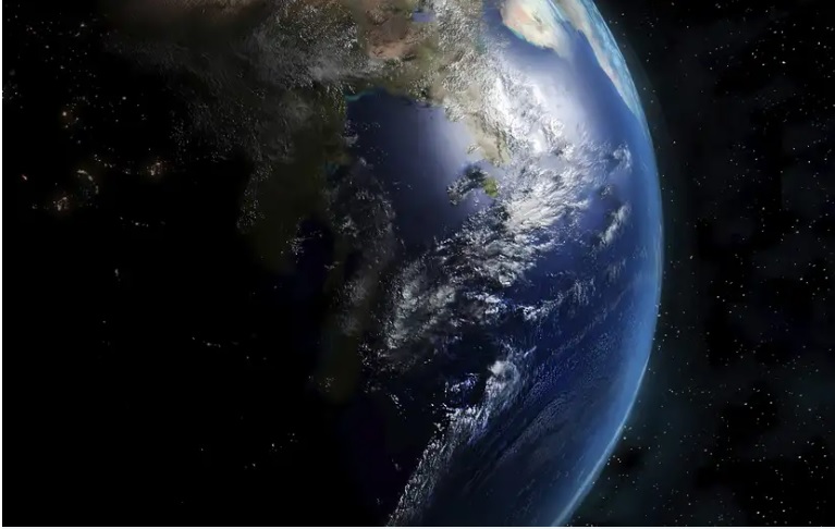 La NASA descubre que la Tierra se ha vuelto más oscura