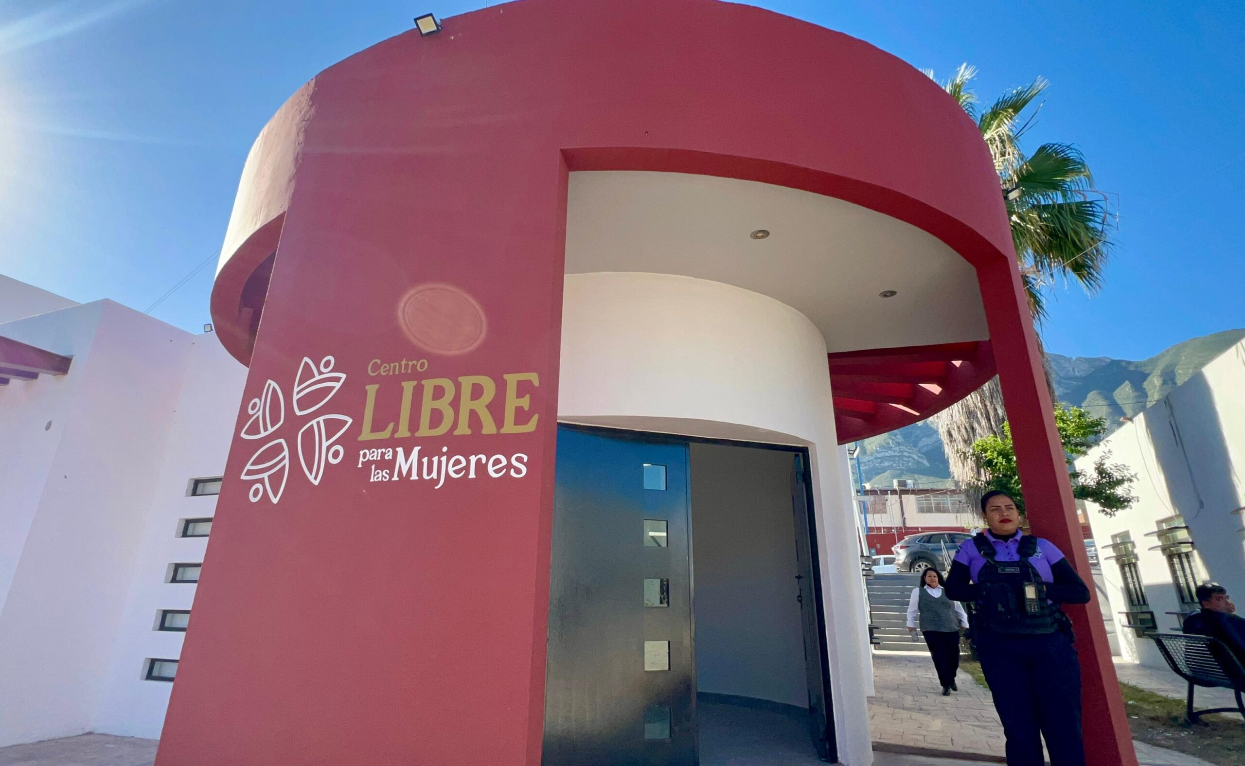 Se afianza Centro Libre de Mujeres de Santa Catarina
