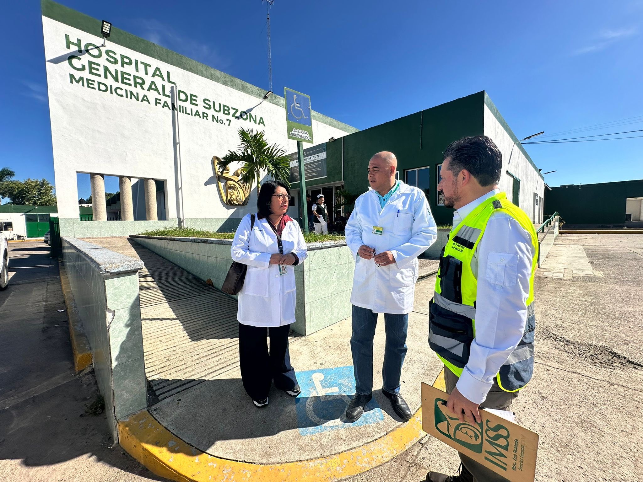 Llaman al IMSS a informar sobre abasto de medicamentos e insumos