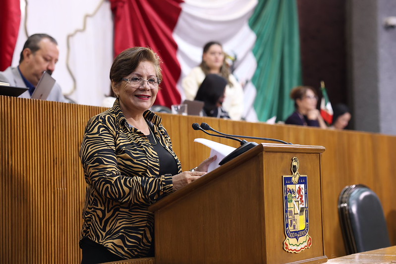 Piden pagar a maestros del Programa Nacional de Inglés