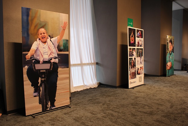 Presentan galería fotográfica sobre el tema de la obesidad
