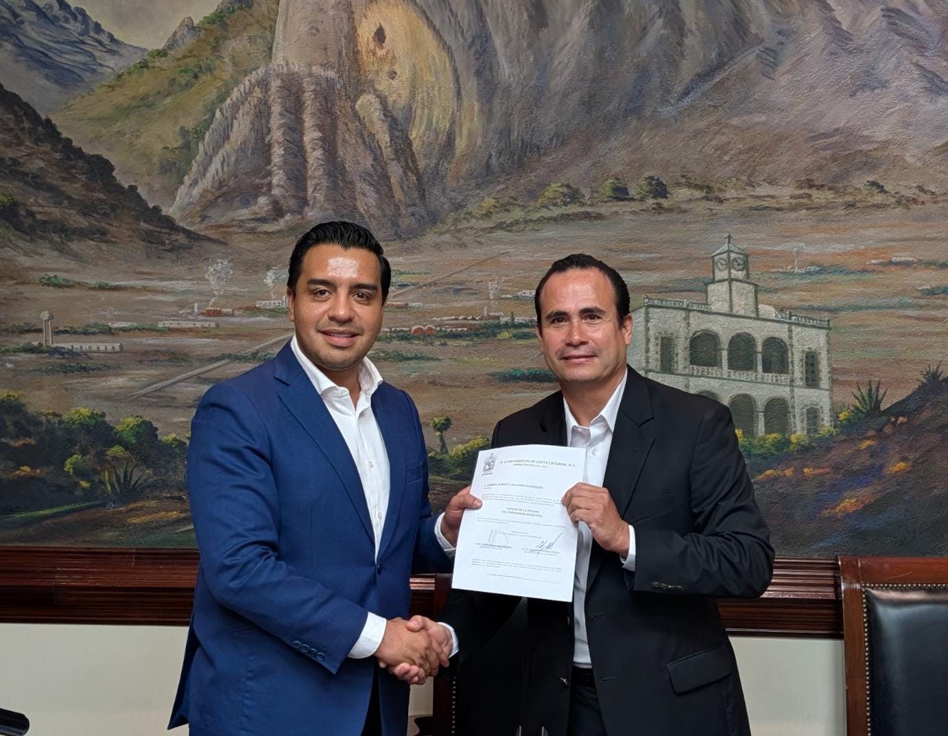 Integra Jesús Nava al Gobierno de Santa Catarina a ex panistas, líderes ciudadanos y activistas